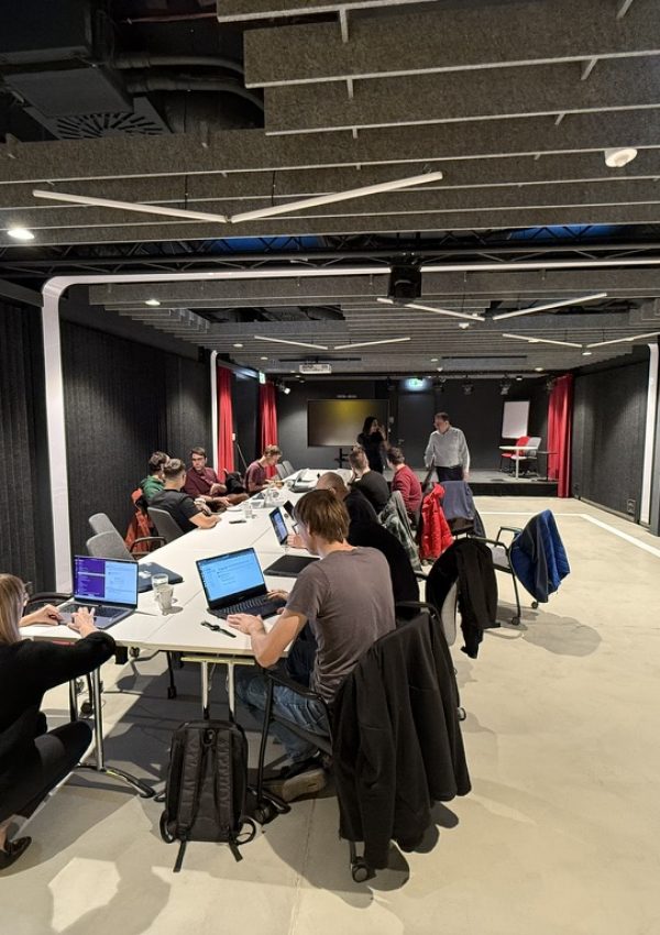 05BB884B-CEAC-4F8D-A1BF-CFEBF85CE1F9_1_105_c